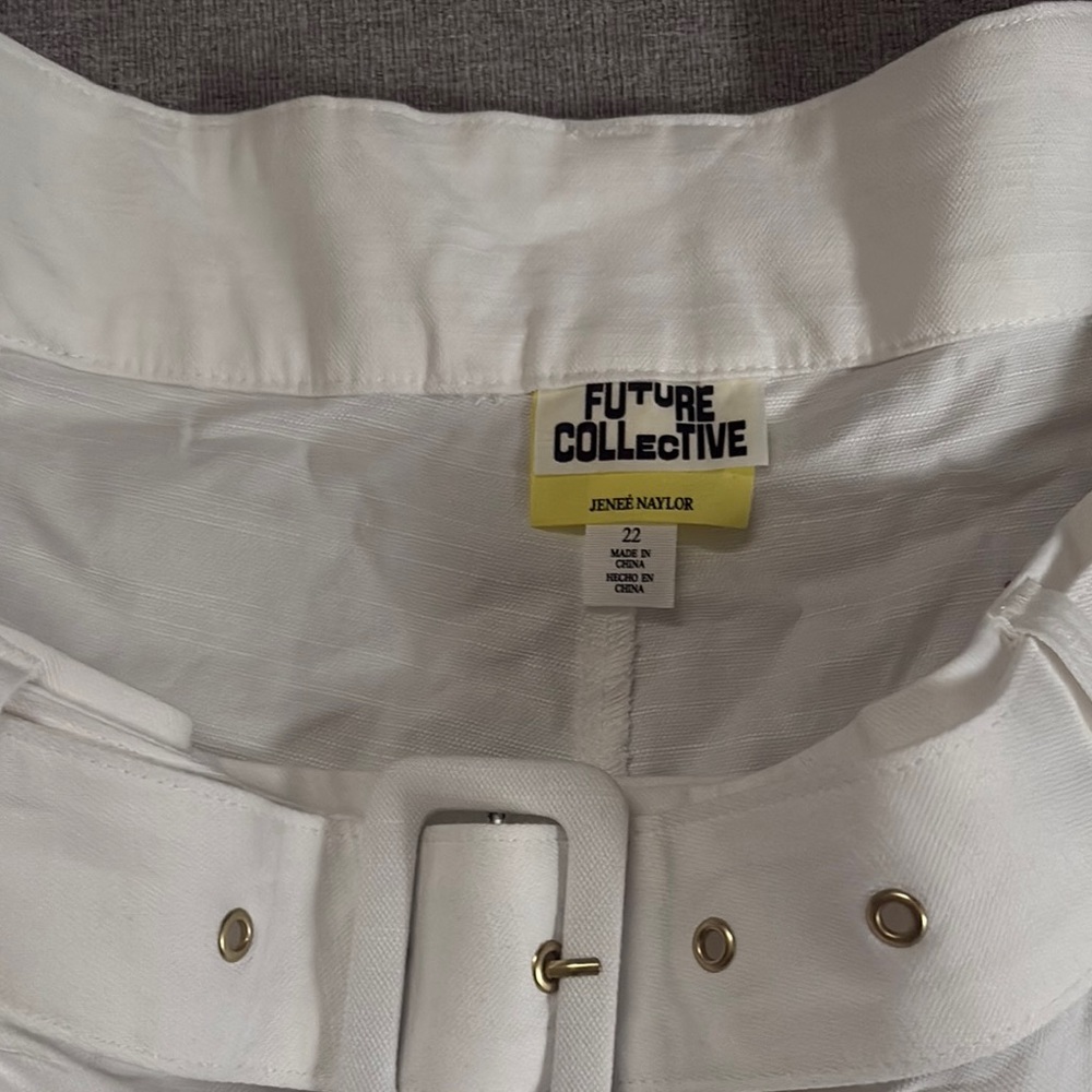 NWT Future Collective White Belted Waist Summer Shorts 22 - Picture 4 of 5